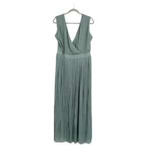 ASOS TFNC Calida Maxi Dress in sage Size US 18